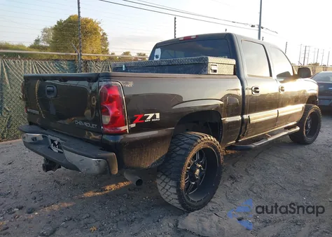 2004 Chevrolet Silverado 1500 Z71 из США, поврежденный, VIN 2GCEK13T841345136